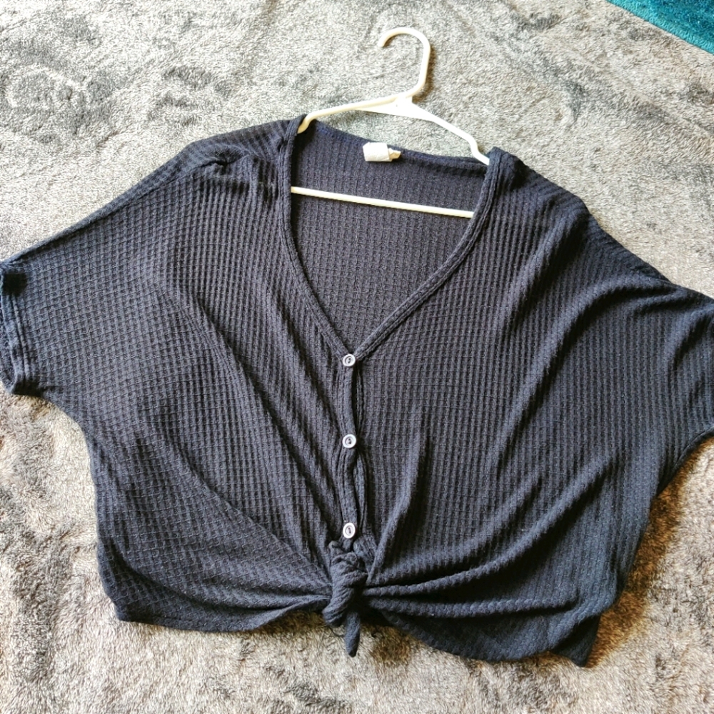 Lightweight crop sweater short sleeve